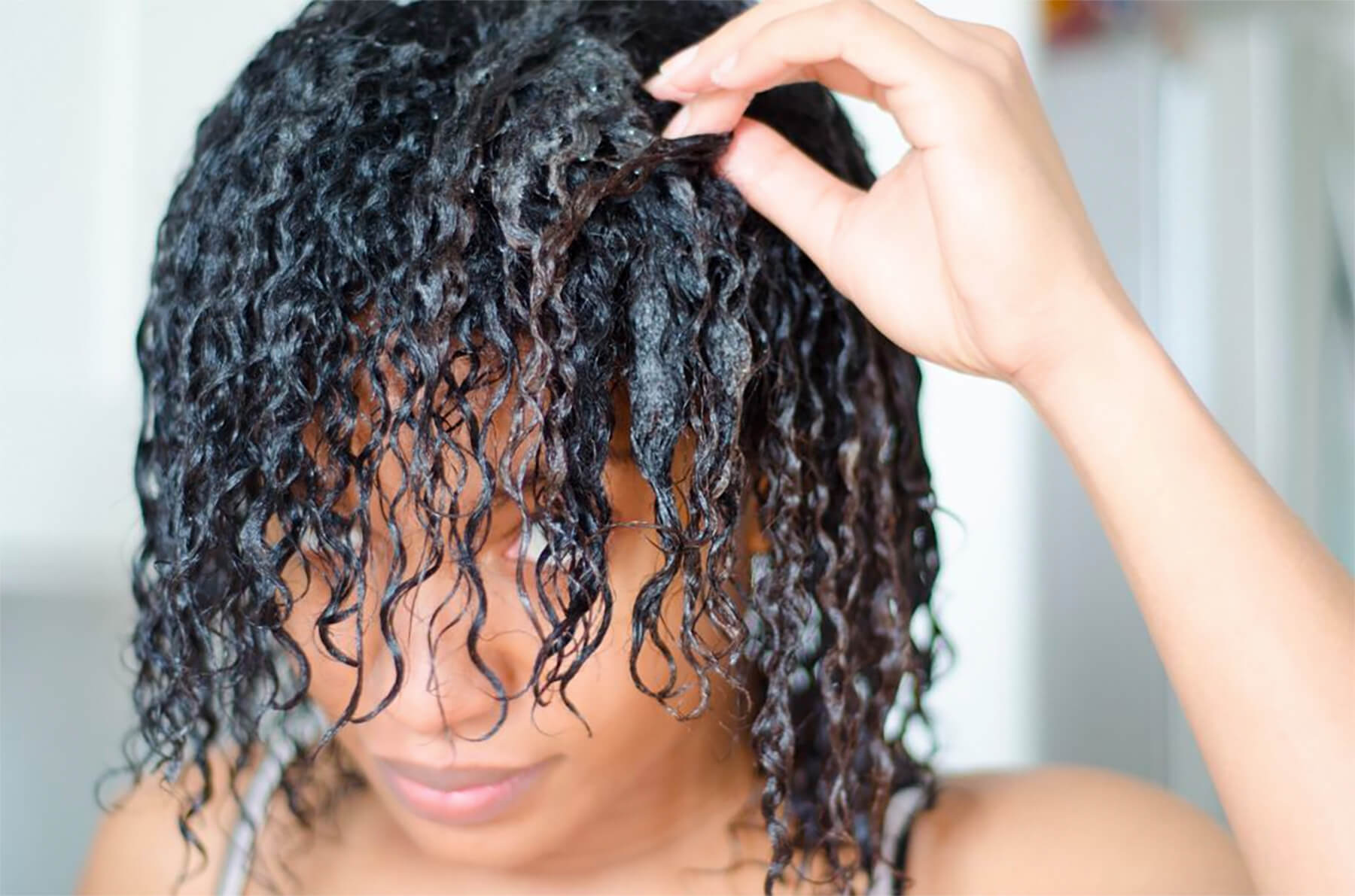 How to detangle your hair